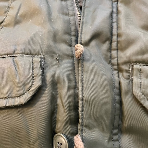 Gap army green warmest jacket 12-18M GUC - Picture 4 of 5